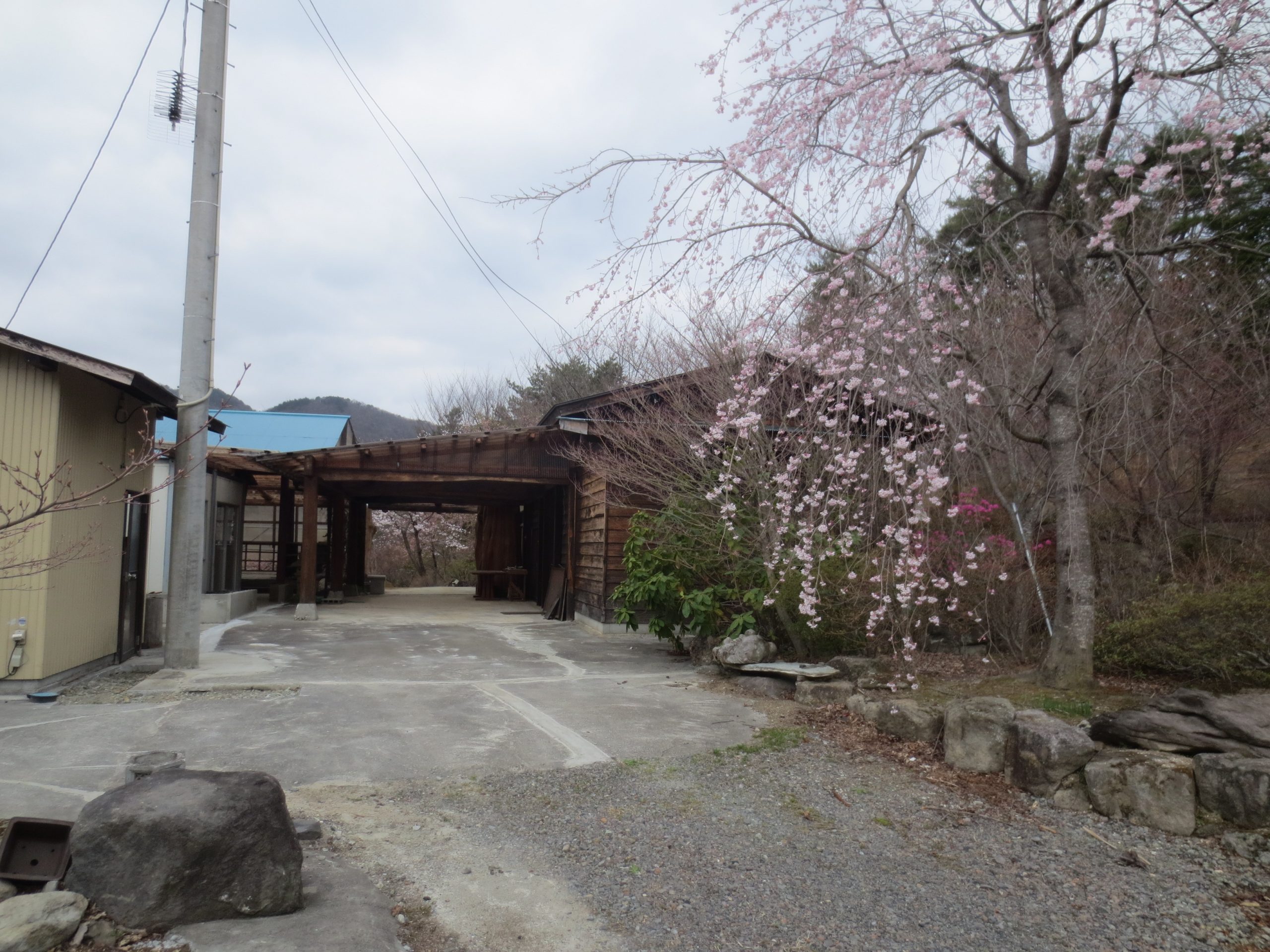 和室、厨房備えた休憩所